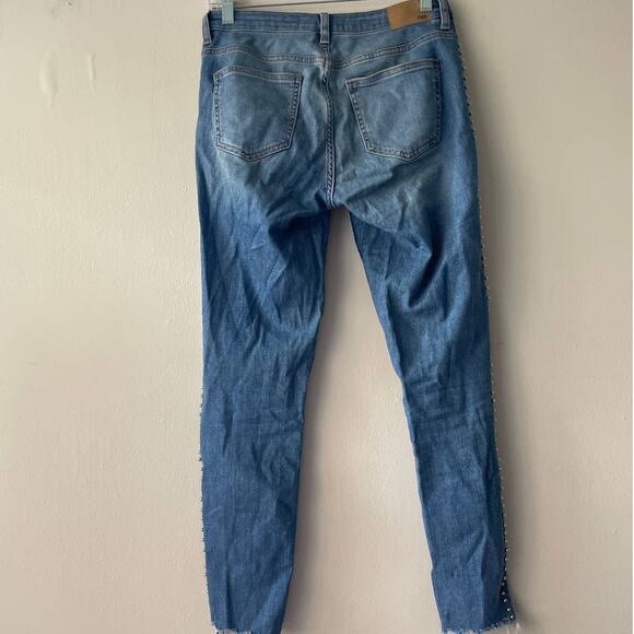 Zara Mid Wash Studded Distressed Cutoff Hem Skinny Jeans - Size 4 - Picture 7 of 8